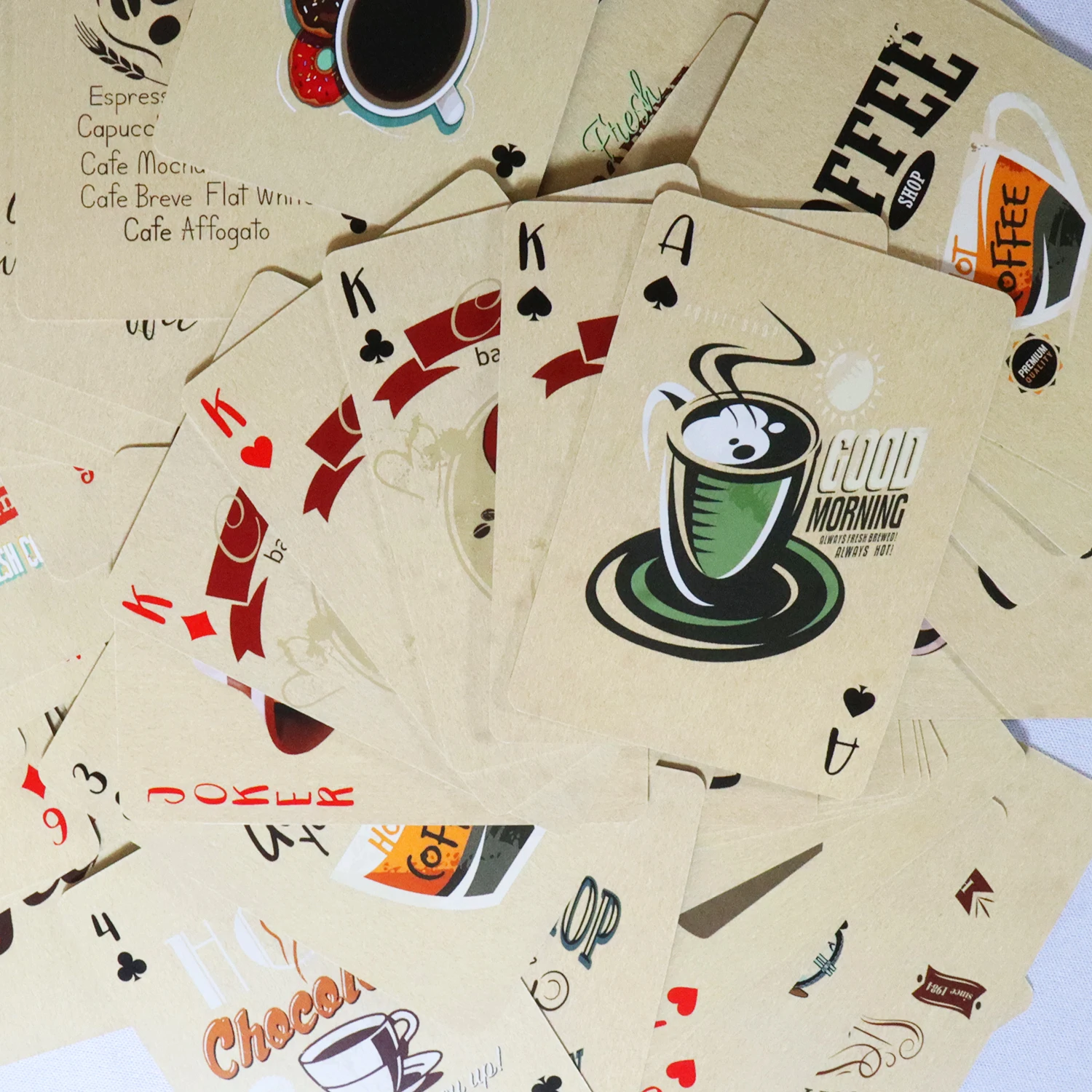 أوراق لعب ورق القهوة طراز عتيق - مراجعة Board Game Yearbook وسعره